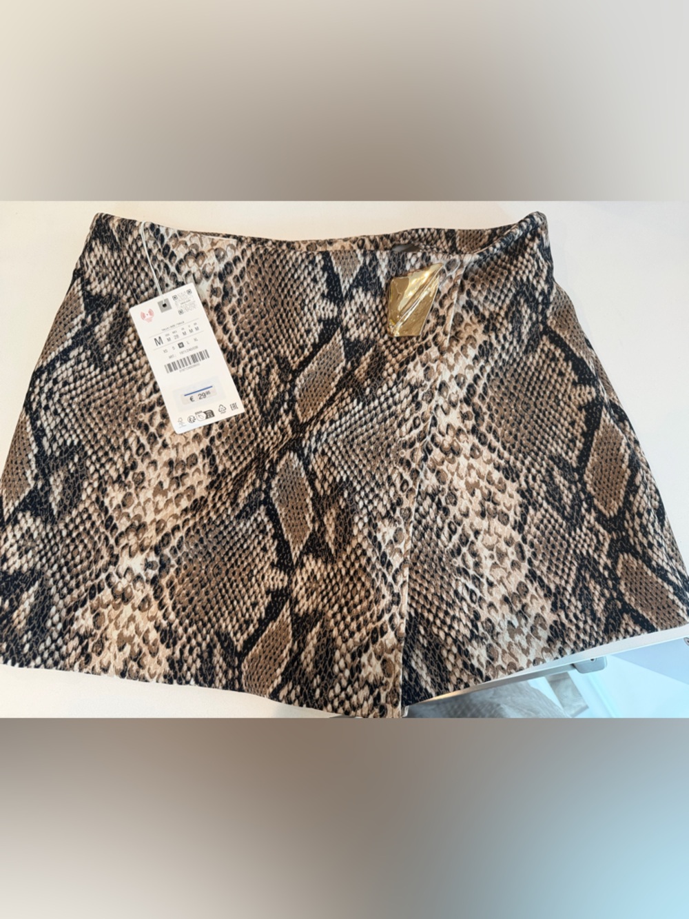 NWT Zara Snake Skort